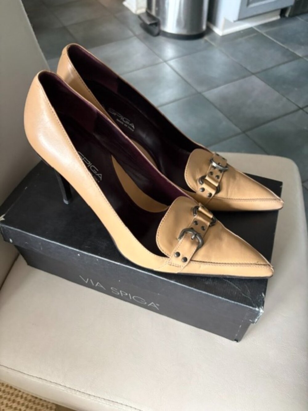 Via Spiga, New Calf Pumps, Size 10 , In Beige and Black